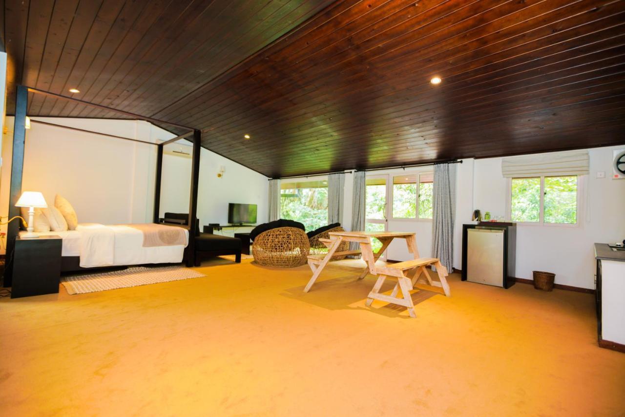 Villa Le Maas Tota Koslanda Buitenkant foto